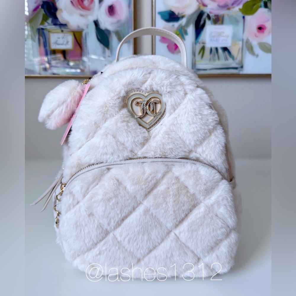 JUICY COUTURE Bag Let’s Get Cozy Furry Backpack - Angel